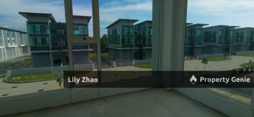ANGCO Industrial Park 3-Storey Semi-D Warehouse cum Office for Sale, OC Obtained with Road Frontage