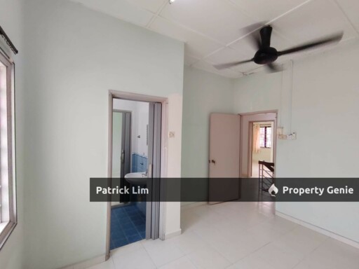 Kota Laksamana Double Storey Terrace For Sale