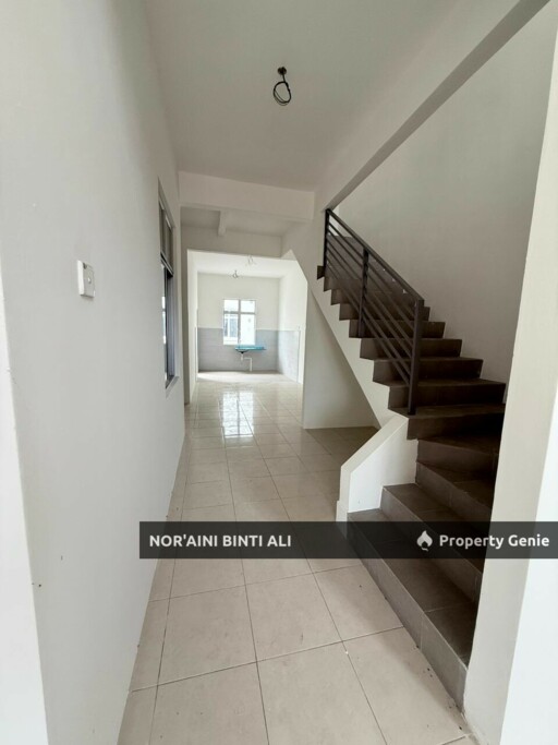 Rumah teres 1 setengah tingkat bdr Kuantan Putri, Sg Soi, Kuantan
