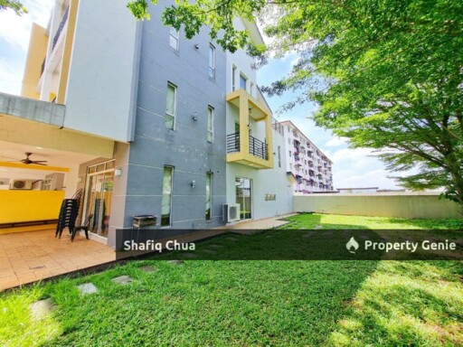 CORNER I SPACIOUS PARKING I FULLY FURNISHED I ASTER 3 Storey Superlink D'Impian Tropika, Seri Kembangan