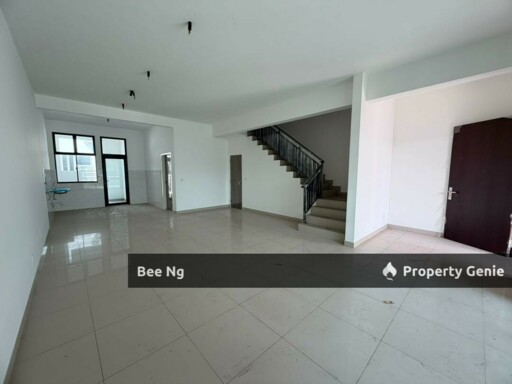 Senadi Hills / Iskandar Puteri / 2 Storey Terrace / Brand New / Unblock / For Sale