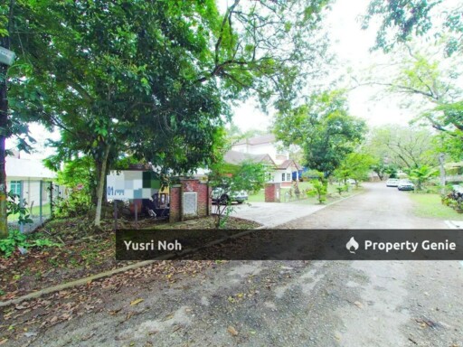 BUNGALOW DOUBLE STOREY COUNTRY HEIGHTS KAJANG