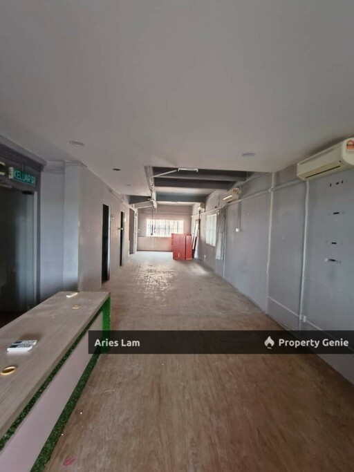 3 Storey Shoplot @ Johor Jaya / Jalan Dedap / Whole Block For Rent