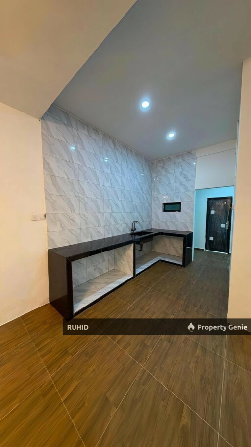 Freehold Single Storey Corner Lot for Sale in Taman Desa, Kulai