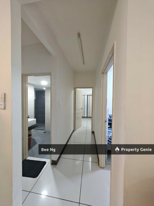 Larkin Residence 2 /Ground Floor Townhouse