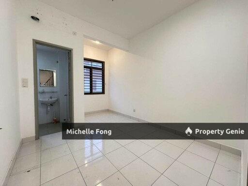 Taman Nusa Bayu @ Iskandar Puteri / Gelang Patah / Double Storey Terrace 20x70 / Fully Renovated / Unblock View