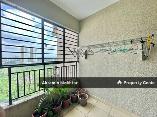Freehold, Partially Furnished & 1 Parking | Kristal Villa Condominium, Kajang 2