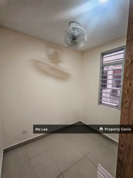 228 Condo @ Selayang Baru-Renovated Level 15-Sale Below Bank Value 10k
