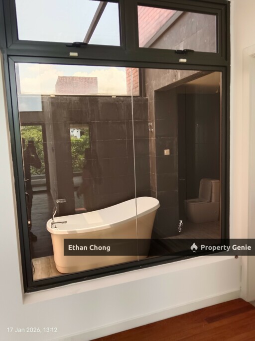 Partially Furnished 3 Storey Terrace House for Sale at Villa Senja, Rawang