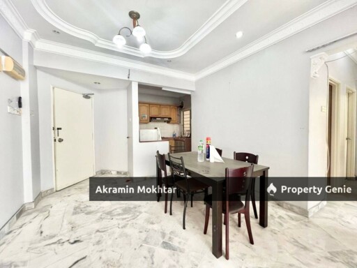FREEHOLD, RENOVATED & 1 PARKING | VISTA SERI PUTRA Apartment, Bandar Seri Putra, Bangi.