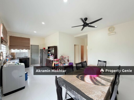 FREEHOLD, PARTIALLY FURNISHED & TANAH LUAS 107×80 | 1 Storey Bungalow, Mahkota Hills, Seksyen 18 Bandar Tasik Senangin, Lenggeng