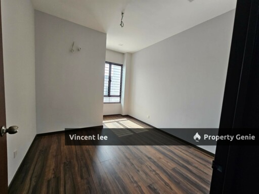 Kajang East Precint 2 [Fully Renovated & Furnished] 2 Storey Terrace House, Semenyih