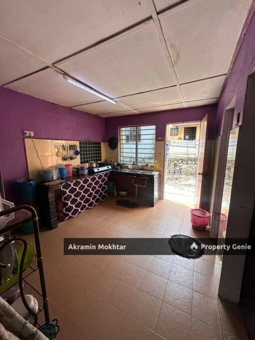 Freehold & Renovated | Double Storey Taman Dahlia, Seksyen BB11, Bukit Beruntung, Rawang