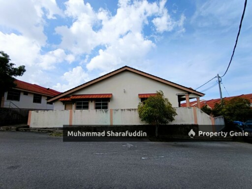 SINGLE STOREY CORNERLOT TERRACE PSJ SG KARANG DARAT BESERAH KUANTAN.