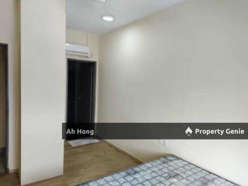 Larkin / Larkin Height / 3bedroom / Partially Furnished