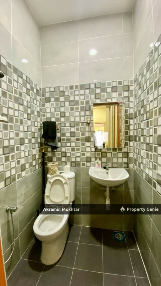 WALKING DISTANCE TO SK PANDAN JAYA | SINGLE STOREY HOUSE @ PANDAN JAYA, KUALA LUMPUR