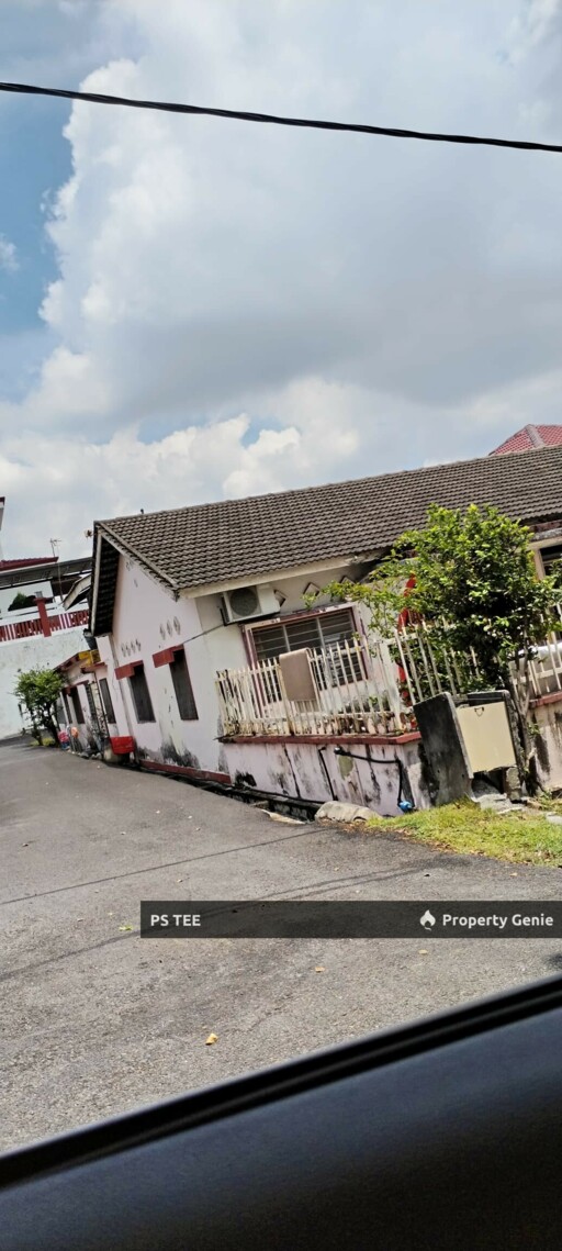 Klang Jln Kakak Tua Single Storey
