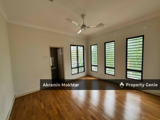 FREEHOLD & END LOT |  2 STOREY SUPERLINK HOUSE ILTIZAM ALAM SARI BANGI