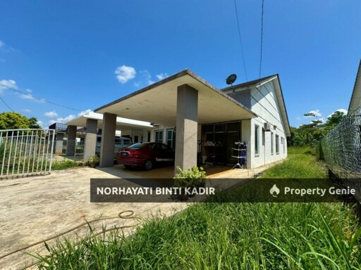 SINGLE STOREY SEMI-D, KAMPUNG PADANG JAYA, KUANTAN (FACING OPEN, LARGE REAR LAND)