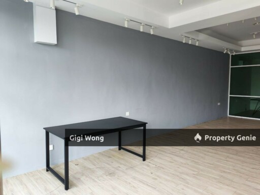 For Rent Kota Laksamana Shoplot