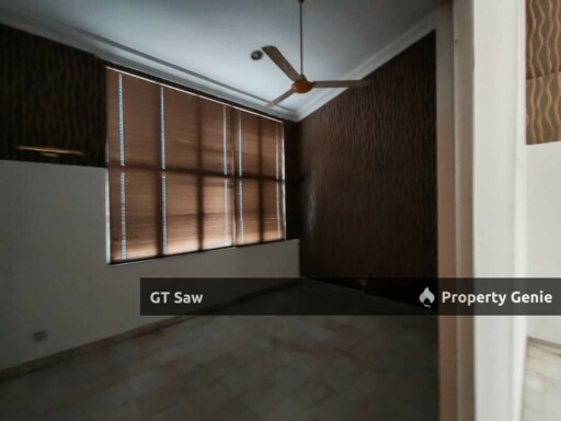 Desa Kiara Penthouse Duplex with 6 Bedrooms for Sale