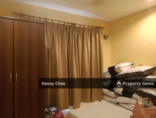Bandar Baru Sri Petaling Corner Unit Link House