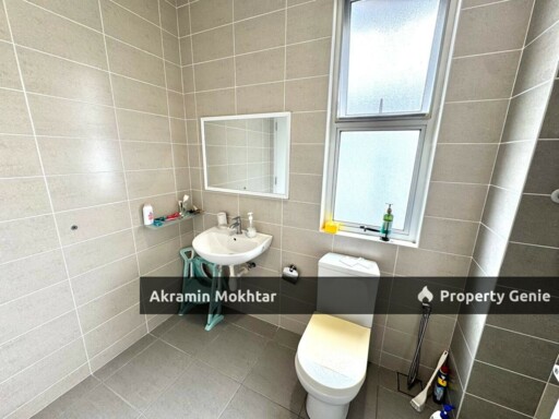 Freehold & Renovated | 2-STOREY TERRACE Parkfield Residences TROPICANA HEIGHTS, KAJANG