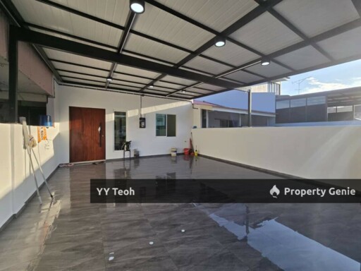 Ujong Pasir Single Storey Terrace