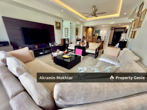 Freehold, Fully Renovated, Partially Furnished & 1 Parking | Robson Condominium Seputeh Kuala Lumpur .