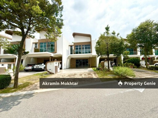Freehold, Partially Furnished & Renovated | Double Storey Superlink Setia Villa, Setia Eco Glades, Cyberjaya