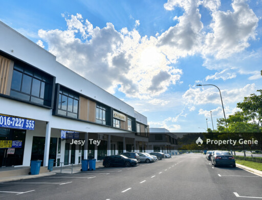 2 Storey Shoplot @ Kaze Hills, Ulu Tiram (Intermediate Ground Floor)