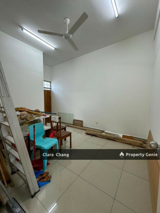 Taman Kluang Perdana Double Storey Endlot Terrace House for Sale