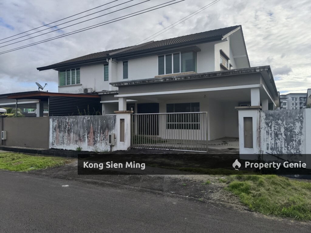 Sibu Double Storey Semi D at Jalan Old Oya