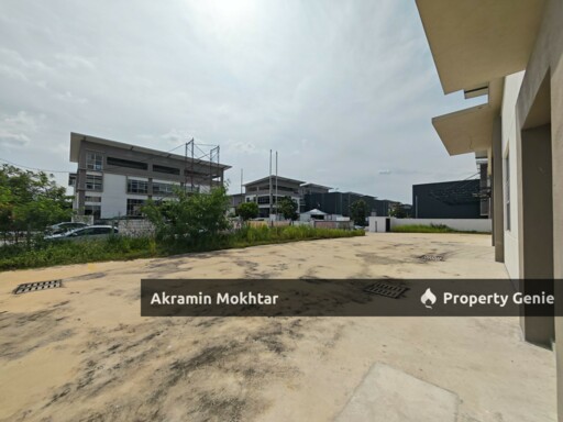CORNER 2.5 STOREY DETACHED FACTORY TO LEASE Saujana Teknologi Rawang STR