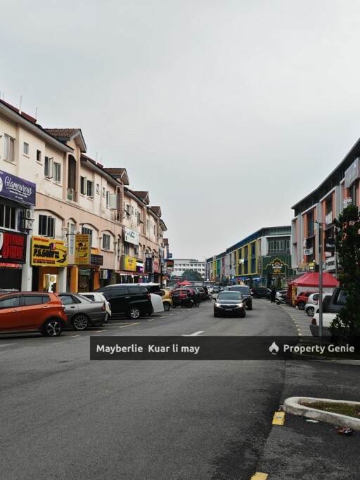 Bandar Tasik Puteri RM1.95Mil (ROI5.17%)3 Storey Shop For Sale