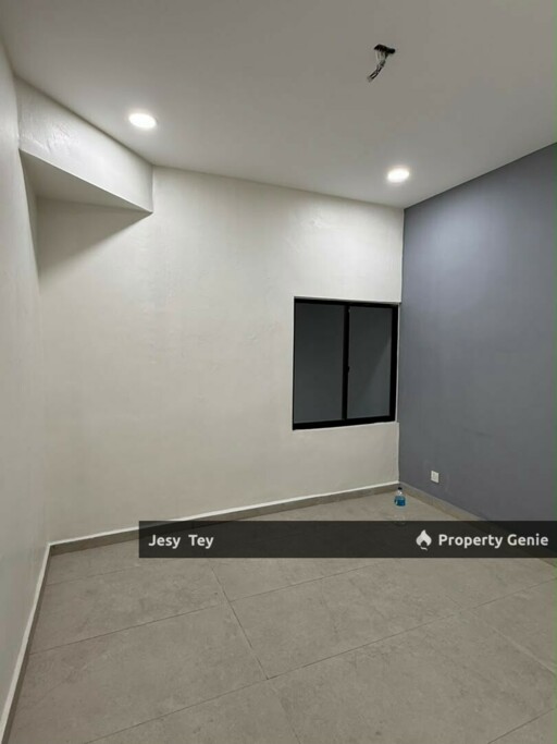 Taman Ungku Tun Aminah Single Storey Terrace House