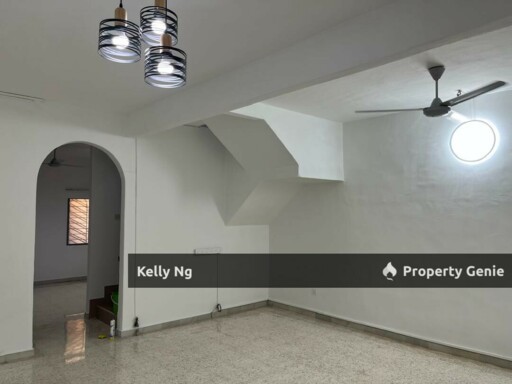 Double Sty House At Taman Klang Utama For Rent