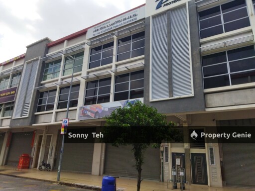 Pusat Perniagaan Bukit Raja near to Pharmaniaga Marketing Sdn Bhd