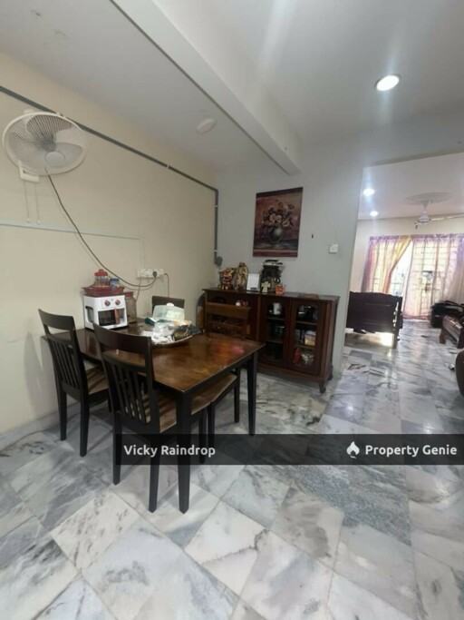 [FOR SALE] KAMPUNG LAPAN KESIDANG INDAH APARTMENT LEVEL 4 WITH LIFT