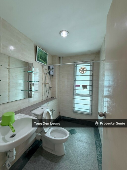 Freehold Terraced Home In Melaka, Fully Furnished And Spacious