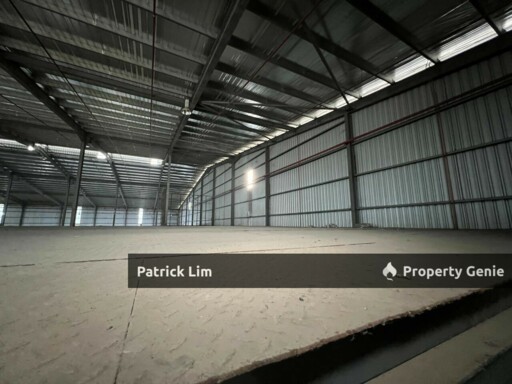 Factory / Warehouse For Rent @ Taman Perindustrian Krubong