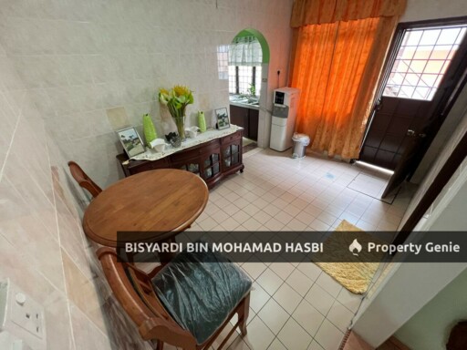 RENOVATED & FULLY FURNISHED 2 STOREY END LOT EXTRA LAND, TAMAN DESA MELATI, BANDAR BARU NILAI, NILAI .