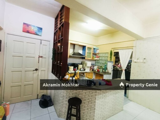 Pangsapuri Permai Villa Puchong Ada Kolam Renang dan Gate & Guarded