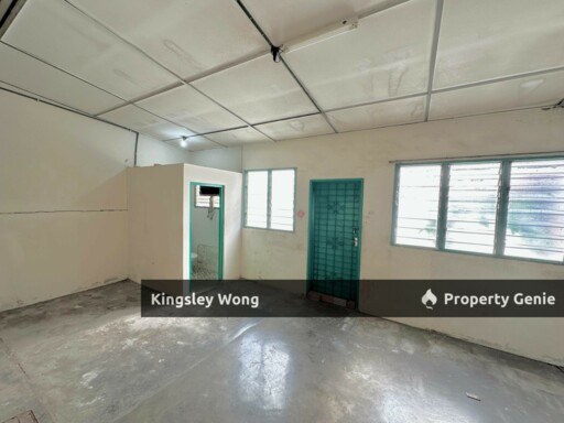Bercham Jaya Bercham Near Food Court 22x80 Single Storey Terrace House Basic Unit