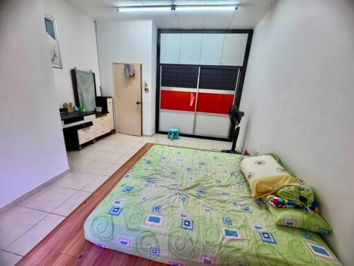 Skudai Renovated Double Storey Terrace House For Sale!!