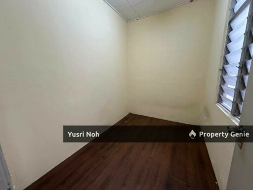 Corner Lot 1-Storey Terrace Taman Lestari Permai, Seri Kembangan