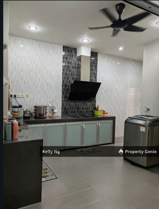 2 Sty Semi D House At Tmn Saujana Klang For Sale