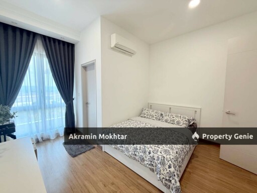 FULLY RENOVATED & PARTIALLY FURNISHED |  GAMUDA 25.7  Lucent Residence @ Twentyfive.7 Two storey Semi D Corner Lot (Cul De Sac)