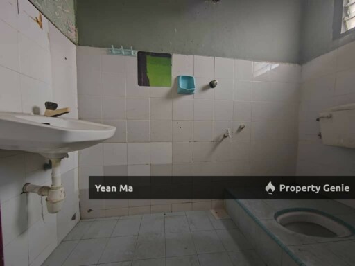 Lily Apartment(Low Cost) Rawang Perdana For Sale