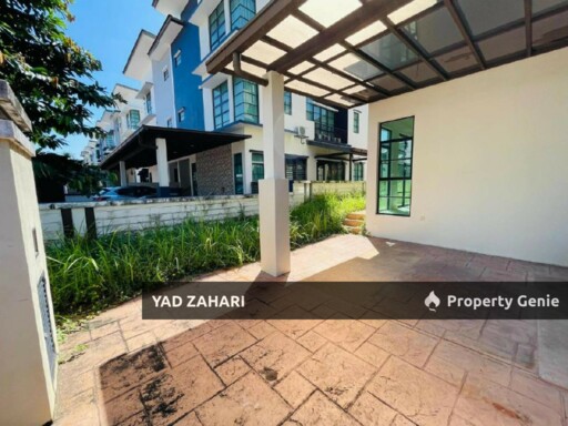 Bukit Jelutong Heights, Shah Alam | 3-Storey Semi-D 7 6+1 Rooms | RM1.68M - Next To Guthrie & NKVE Highway, Privacy Environment and with Extra Land